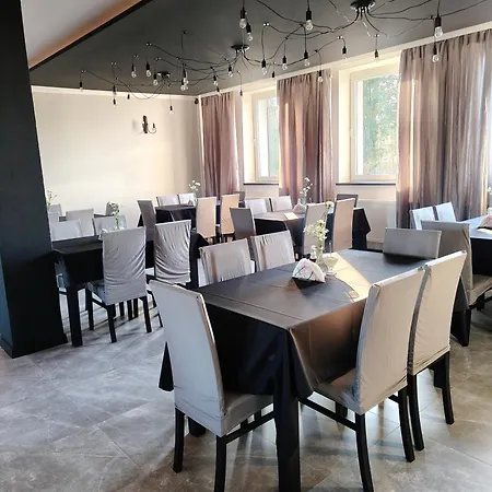 Hotel I U Krzyskow